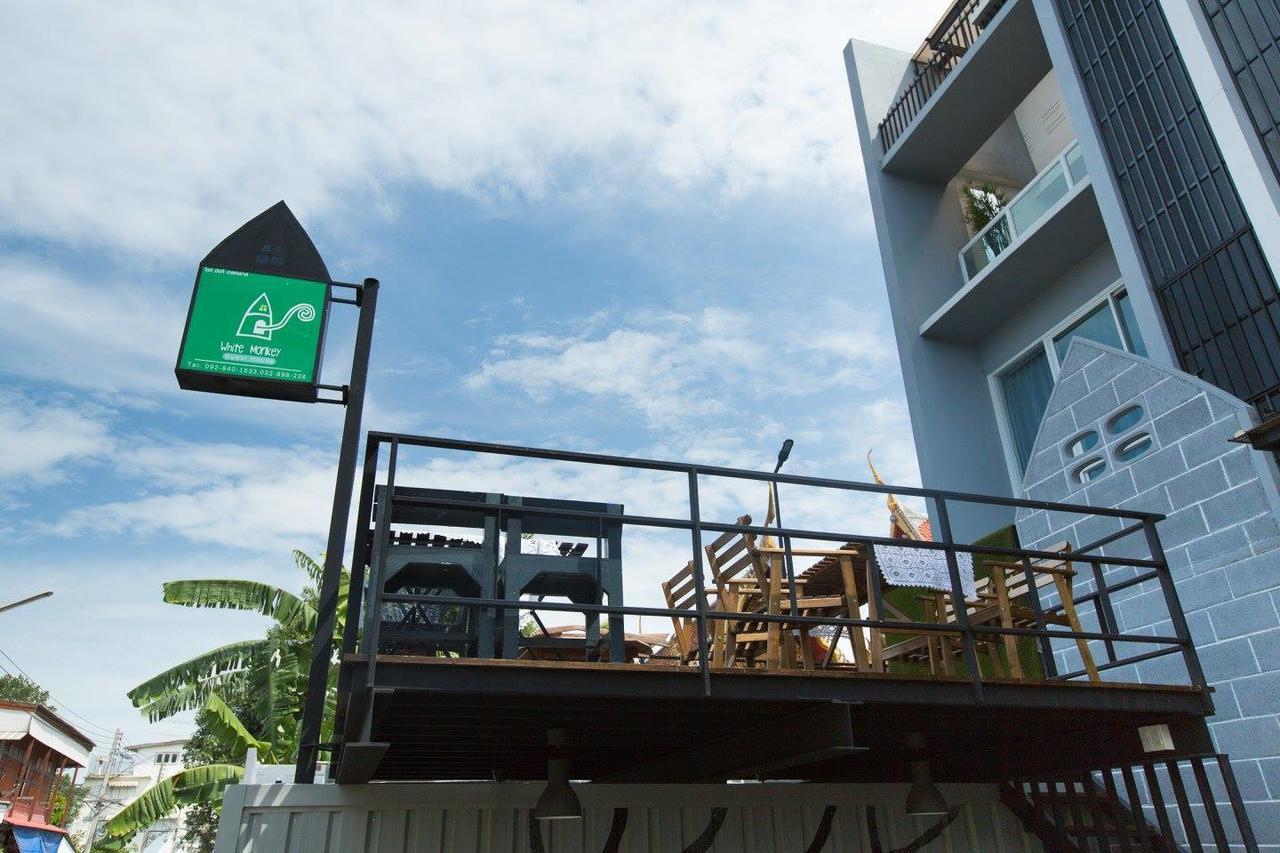 Hotel White Monkey Pensión Phetchaburi Exterior foto